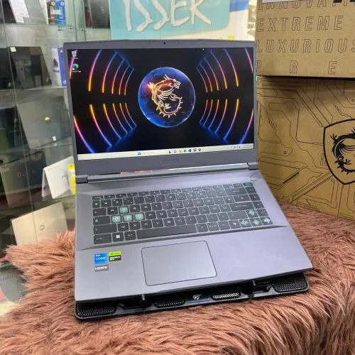 MSI Thin 15 B12UC-1233FR  Intel i5-12450H// NVIDIA RTX 3050/