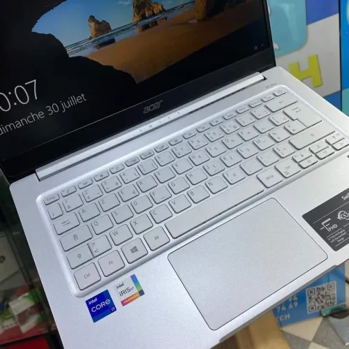  Acer Swift 3 intel Evo Thin & Light, 14" Full HD, Intel Core i7-1165G7, Wi-Fi 6