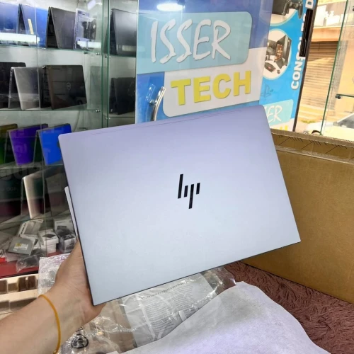 HP ZBook Power G11 Intel Core Ultra 7 155H  16 Cores / 22 Threads L2 18Mb & L3 24  Turbo حتى 4.8GHz