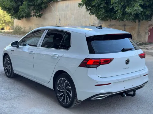 Volkswagen Golf 8 2025 Pro R-line