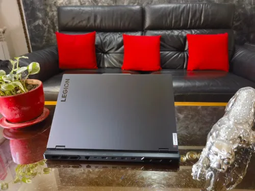 [VENDU] LENOVO LEGION 7i PRO - Ryzen 9 7945HX - RTX 4080 12Go -Écran 16" QHD 240Hz-SSD 2TB -RAM 32Go