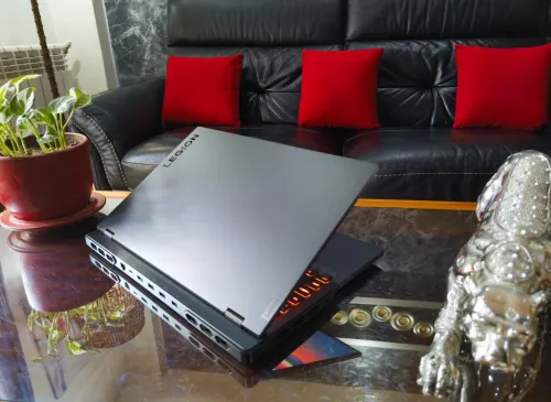 [VENDU] Lenovo Legion 7i Pro -  i9-13900HX - RTX 4080 12Go-Écran 16" WQXGA, 240Hz, SSD 1TB- RAM 32Go