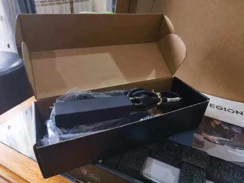 [VENDU] LENOVO LEGION 7i PRO -i9-13900HX - RTX 4090 16Go - Écran 16" QHD 240Hz - SSD 2TB - RAM 32Go 