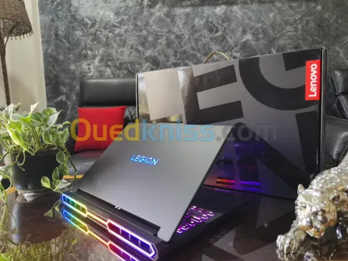 LENOVO LEGION PRO 7- Intel  Ultra 9 275HX-RTX 5080 16Go-Écran 16" Oled QHD+ 240Hz-RAM 32 Go -SSD 1TB