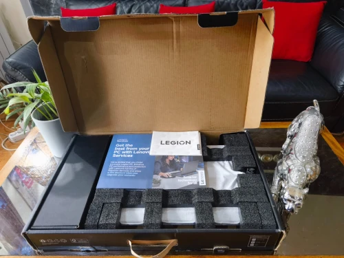 [VENDU] LENOVO LEGION PRO 7 - i9 13900HX - RTX 4070 + ÉCRAN 16" QHD 2K 240Hz - SSD 1TB - RAM 16Go  