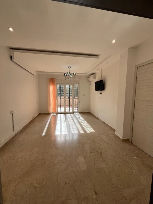 Location Appartement Niveau de villa F4 Alger Birkhadem