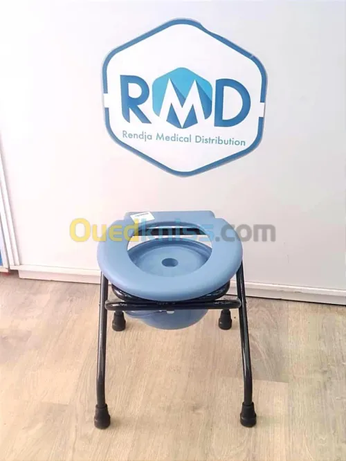 Chaise garde robe, WC et douche sans dossier 