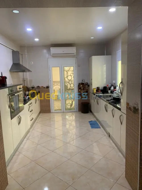 Vente Immeuble Alger Bab ezzouar