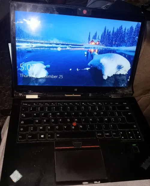 Vente laptop Lenovo X1 YOGA i7-66OOU