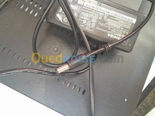 Chargeur toshiba original 