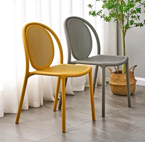 CHAISE SIENNE
