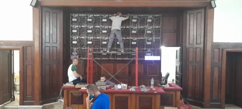 Écran LED d'intérieur P2