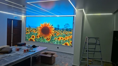 ECRAN P02 INDOOR DIM 3,84*1,92
