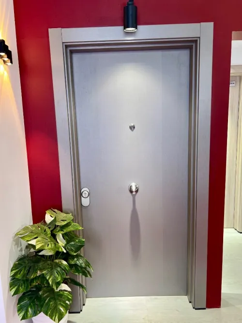 Portes intérieur et extérieure 