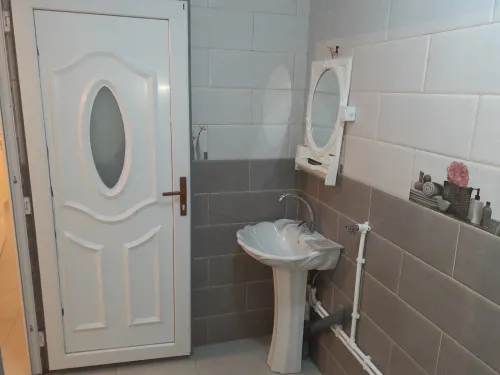 Location Appartement Niveau de villa F3 Batna Batna