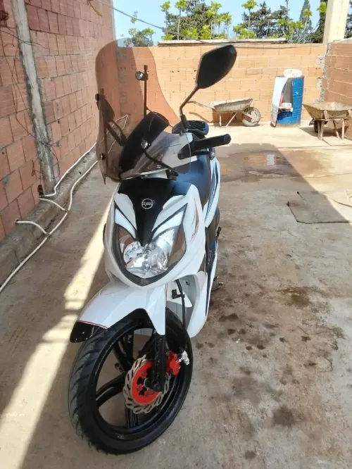 Sym Sr 2024