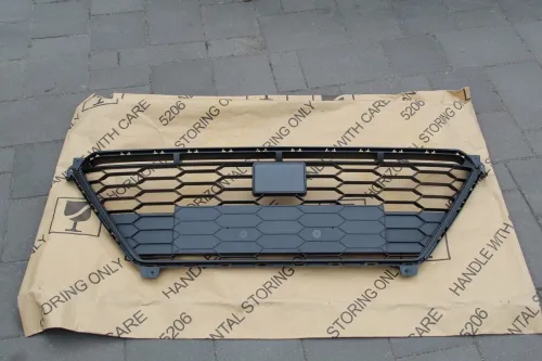 Grille centrale Seat Arona 2019+