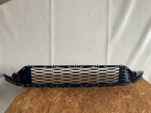 Grille centrale Golf 7 2017+ R-line