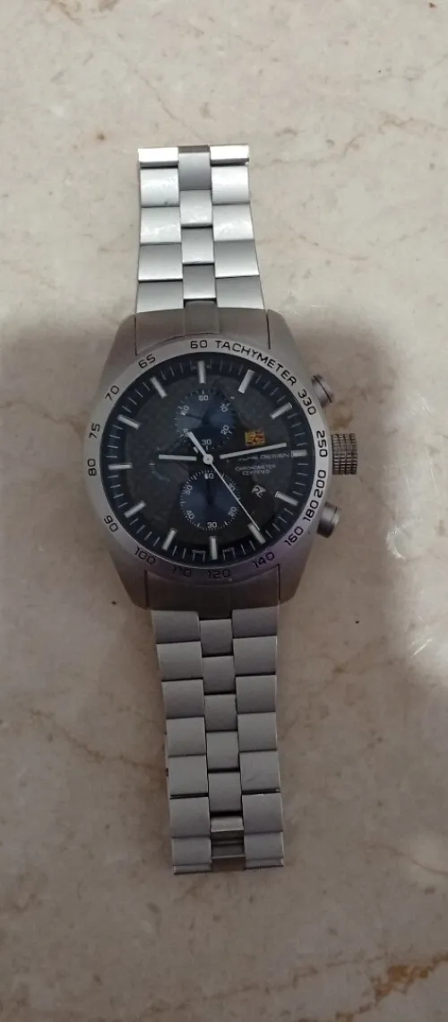 ساعة Porsche design 