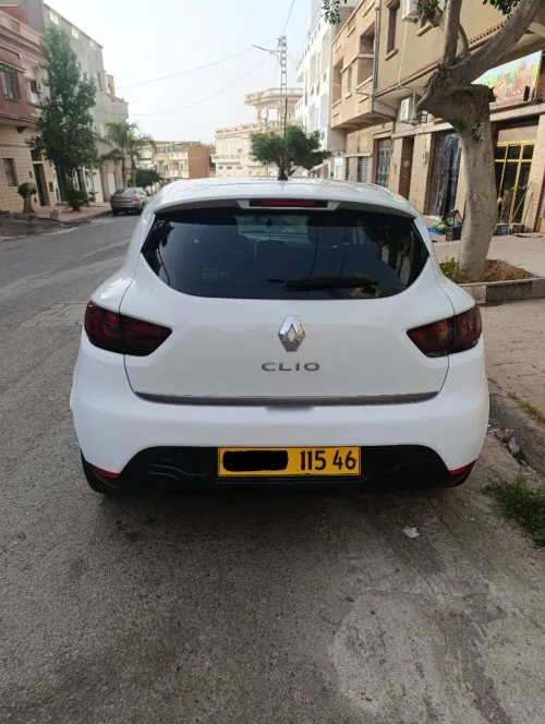 Renault Clio 4 2015 