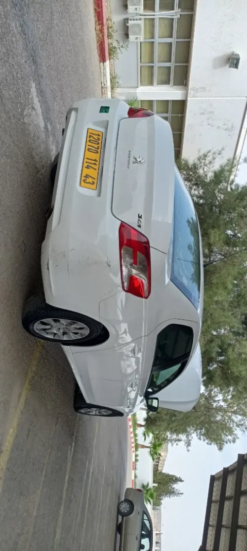Peugeot 301 2014 Active