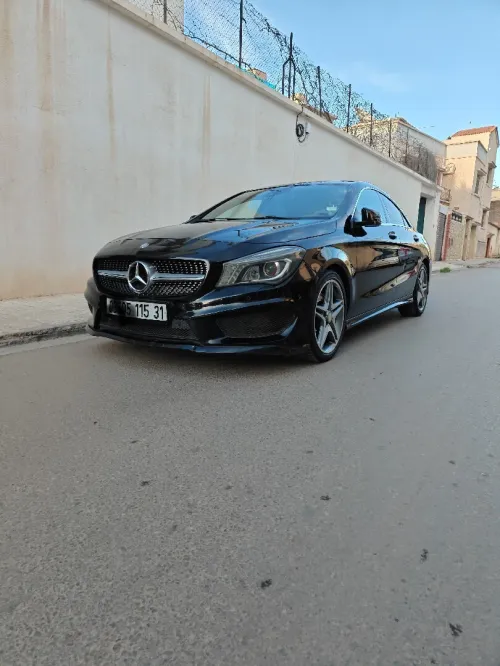 Mercedes CLA 2015 Coupé Exclusif + AMG 