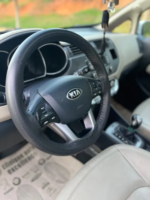 Kia Rio 5 portes 2015 