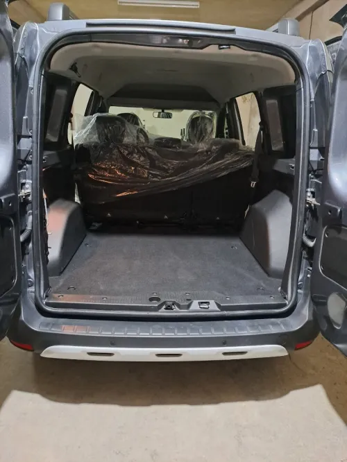 Renault Kangoo 2025 