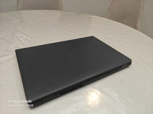 Dell Latitude 3540  Professionnel Venu d Europe Bon Etat