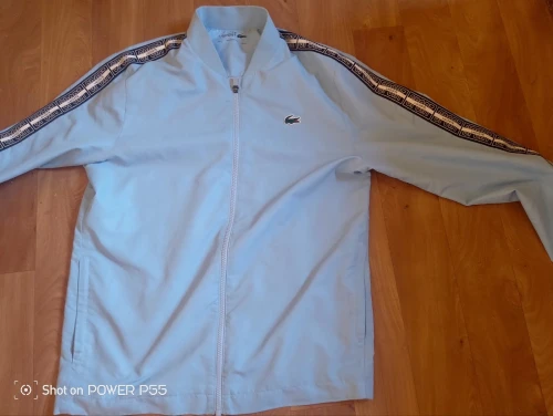 T4 Lacoste