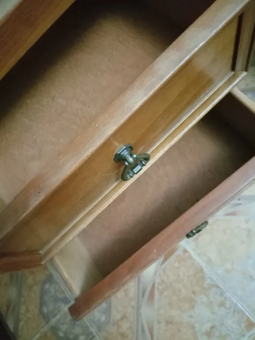 Lit en bois et métal