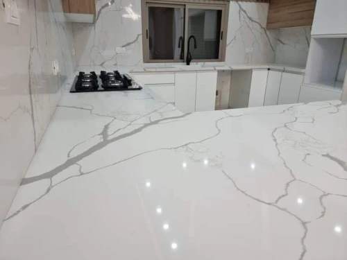 Marbre et Quartz et Granite