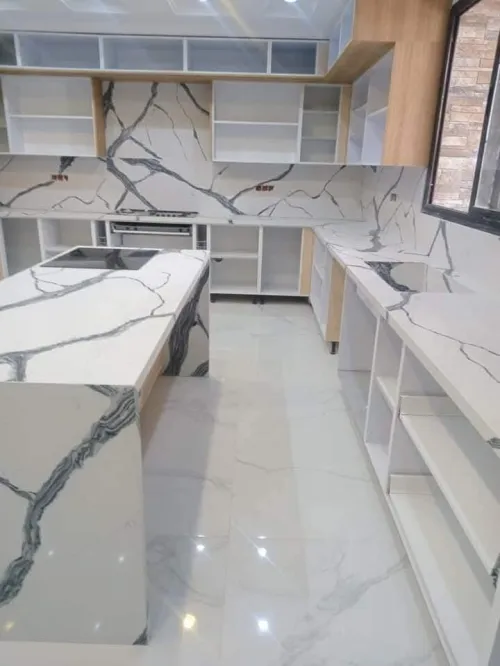 Quartz et Granite e Marbre