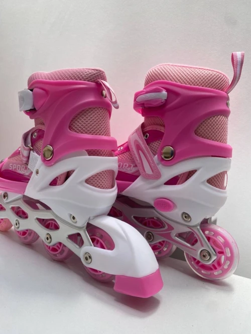 les rouleurs Alignées Confortables pour Enfants avec des roues RGB - pointure DE 32- 38