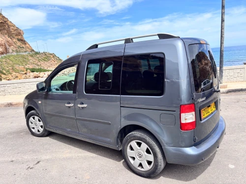 Volkswagen Caddy 2011 