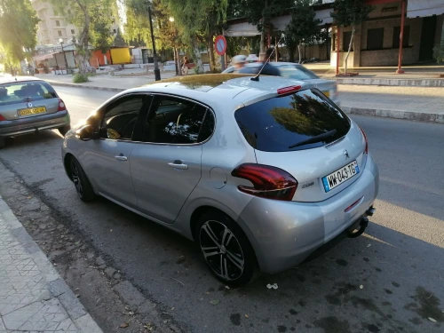 Peugeot 208 2018 GT Line