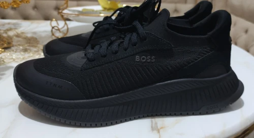 Baskets BOSS TTNM EVO avec tige en maille et finitions en cuir suédé