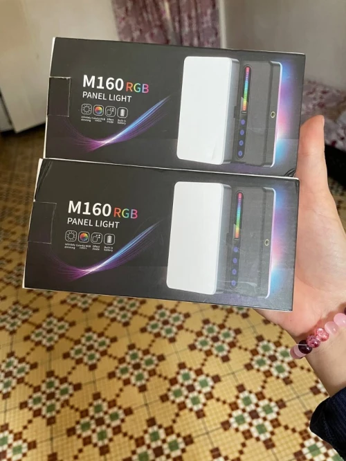 Led light vidéo RGB