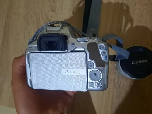 CAMERA CANON 250D (GRIS) STM
