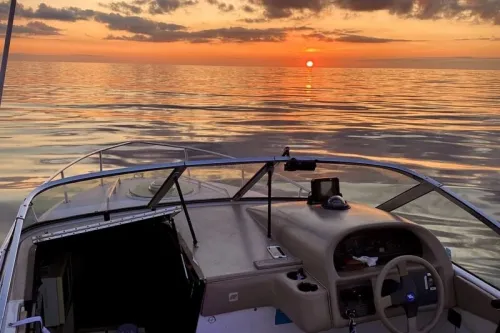 Location bateau  journée et demi journée/ balades bateau 