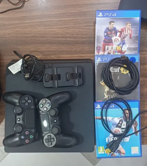 PlayStation 4