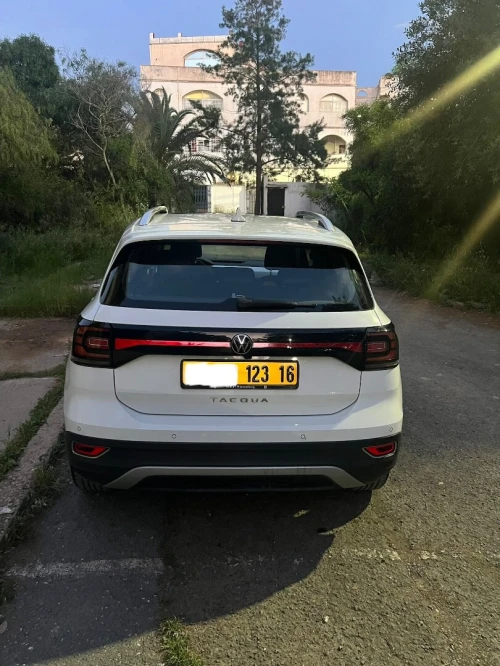 Volkswagen Tacqua 2023 