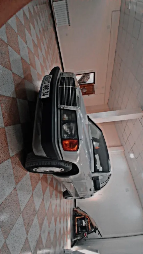 Mercedes Classe E 1986 Classe E