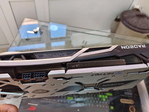 +RX 6700XT 12GB SAPPHIRE NITRO