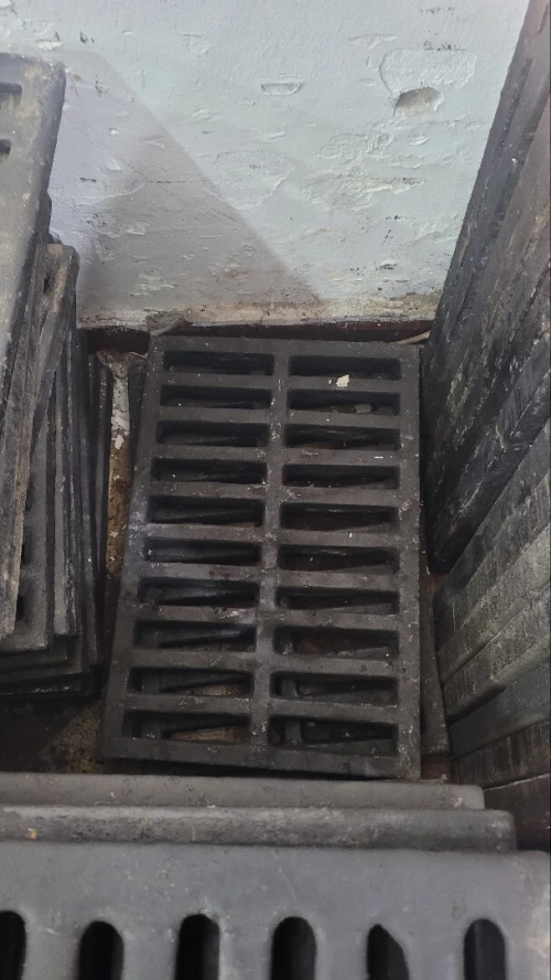 Tampon Grille avaloir et caniveau en fonte et acier et clapet caniveaux importation