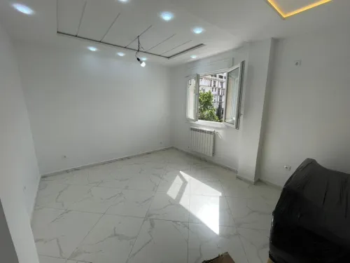 Location Appartement Niveau de villa F3 Alger Hydra