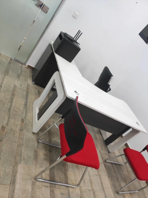 Mobilier de bureau complet à vendre