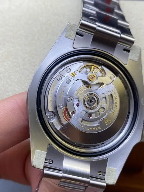 Montre Rolex Gmt Master II BATMAN/BATGIL " Clean/Clone "