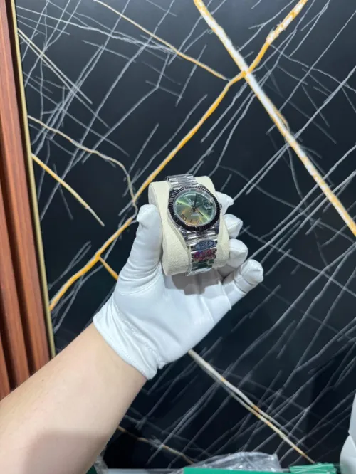 Montre Rolex DayDate green dial (Clean / Clone)
