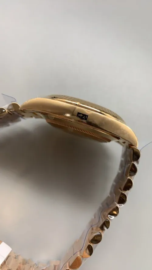 Montre Rolex DayDate Rose Gold (Clean / Clone)